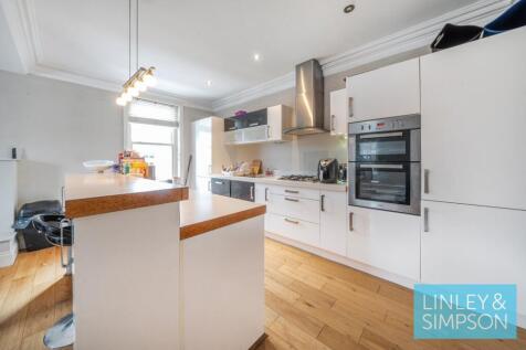 Apt 4 - Kitchen