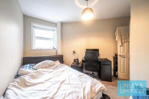 Apt 5 - Bedroom 3