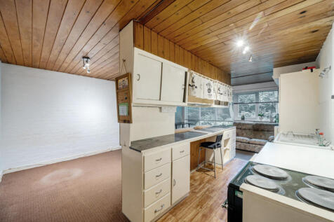 Lounge/Kitchen