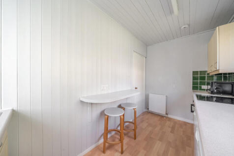 1373771-5-6900ca5...