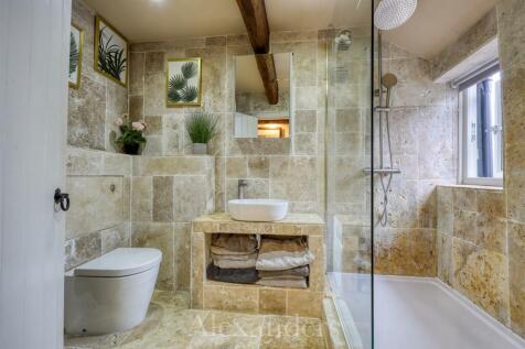 Family Shower Room