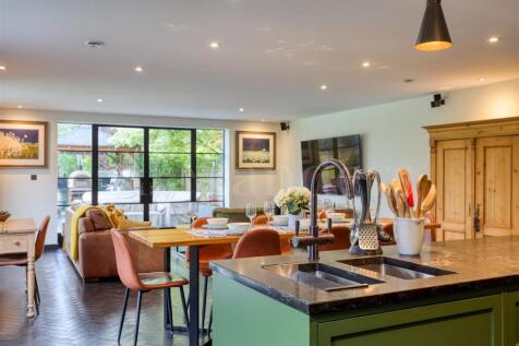 Kitchen/Living/Dining Room