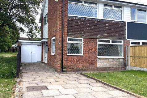 3 bedroom Semi Detached