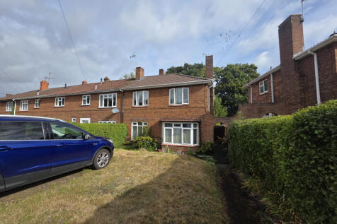 Three bed end terraced