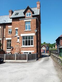 Fully modernised 1 bed Flat