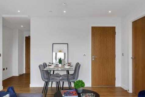 Lounge 3