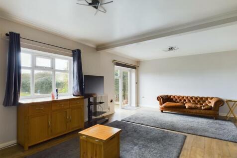 Kitchen/Living Room