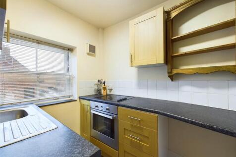 Flat 2 Kitchen