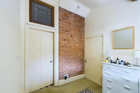 Flat 3 Bedroom
