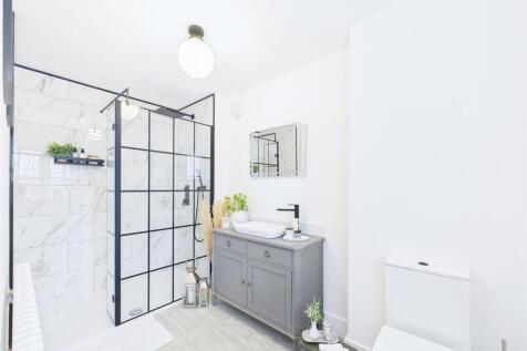 Ensuite Shower Room
