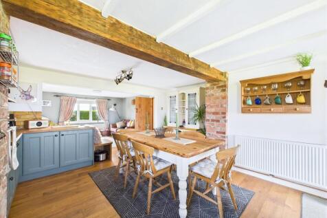 Open Plan Kitchen/Living/Dining