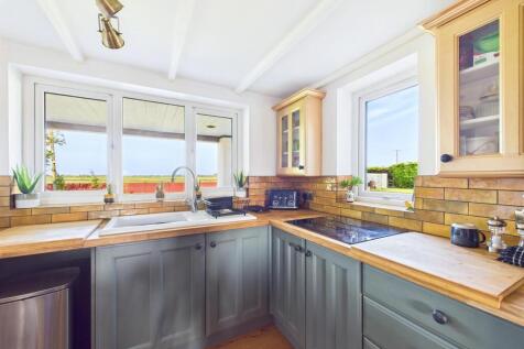 Open Plan Kitchen/Living/Dining