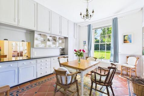 Breakfast Room