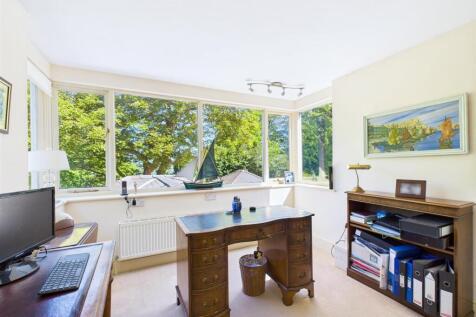Office/ Bedroom 5