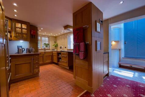 Kitchen 4.jpg