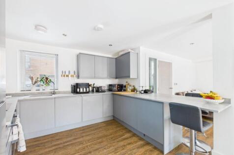 Open Plan Kitchen/Living/Dining Area