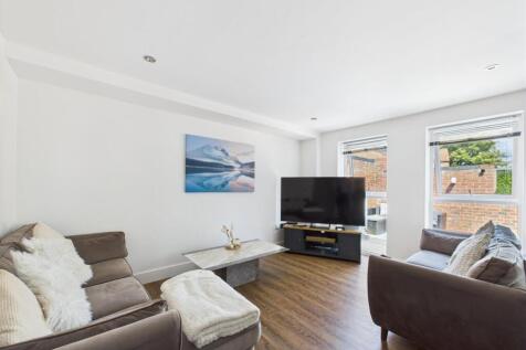 Open Plan Kitchen/Living/Dining Area