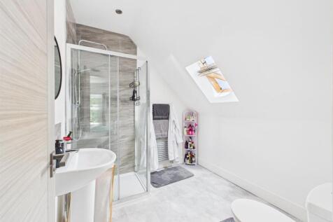 Ensuite Shower Room