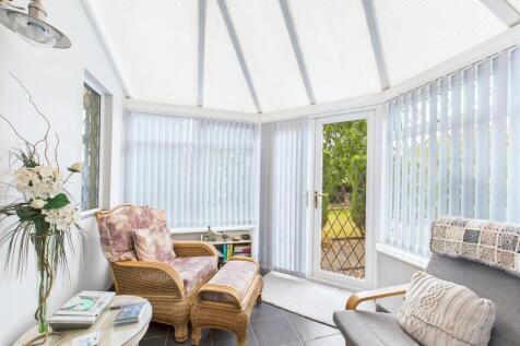 Entry/Conservatory