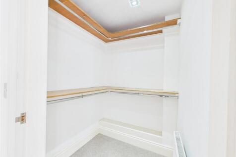 Bedroom 3 Wardrobe