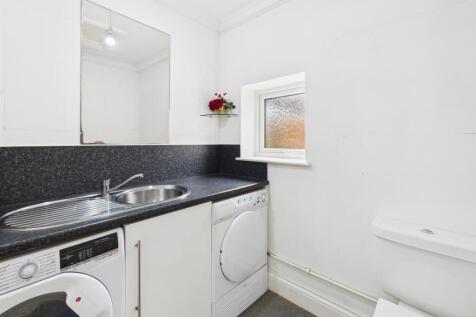 Utility room/W.c.