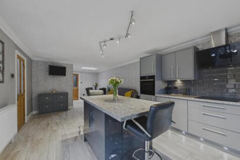 Open Plan Kitchen/Dining room/Living