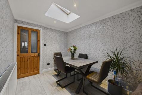 Open Plan Kitchen/Dining room/Living