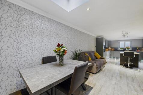 Open Plan Kitchen/Dining room/Living