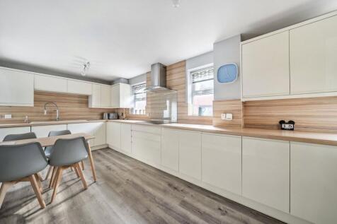 1342209-21-689f62...