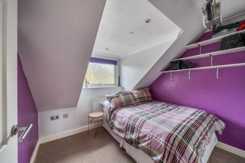 1373328-19-690897...