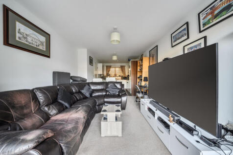 1383179-11-691eed...