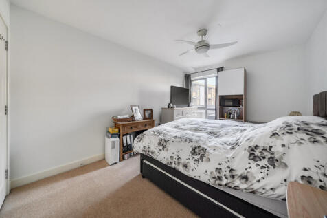 1383179-2-691eece...