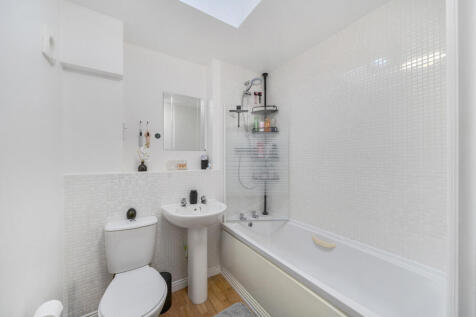 1386127-3-692d6a8...