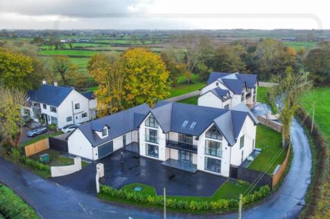 dji_fly_20251024_094726_433_1761295774565_photo_op