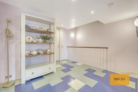 Property Image 37