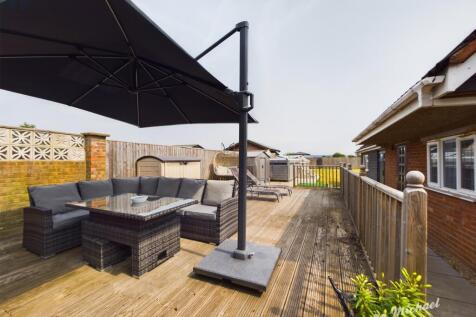 CAM01064G0-PR0399-STILL014