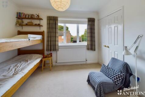 13 Bedroom 3.jpeg