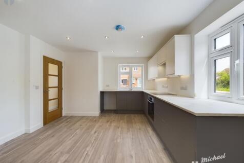 CAM03218G0-PR0309-STILL005