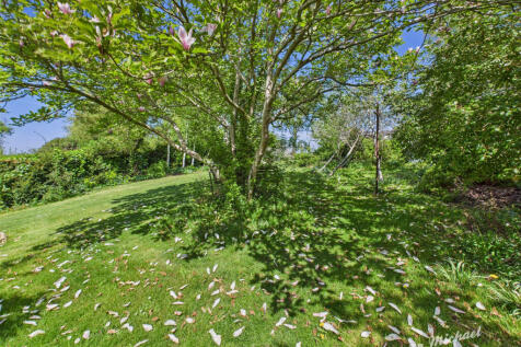 CAM03852G0-PR0259-STILL041