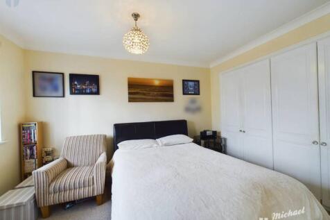 CAM03218G0-PR0032-STILL021-thumbnail-h750-70