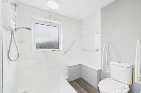 CAM03218G0-PR0797-STILL009