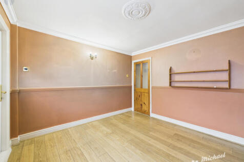 CAM03218G0-PR0797-STILL003