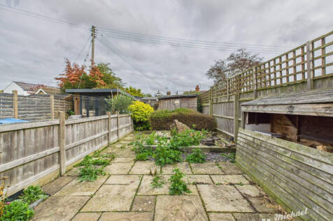 CAM03852G0-PR0455-STILL001-thumbnail-h750-70