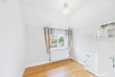 CAM03218G0-PR0815-STILL009