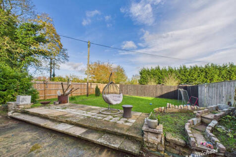 CAM03218G0-PR0828-STILL001-thumbnail-h750-70