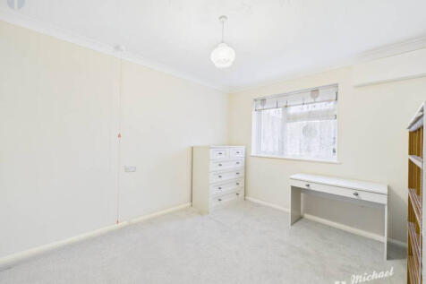 CAM03218G0-PR0836-STILL001-thumbnail-h750-70