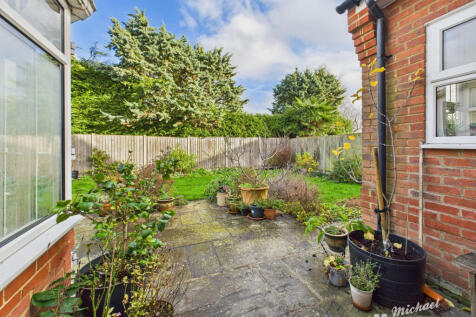 c870e9907f884fe89eedb74a7ccd4fe2_80_CAM03852G0-PR0