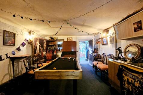 5bf53795-6295-4401-89b0-00926be88e05