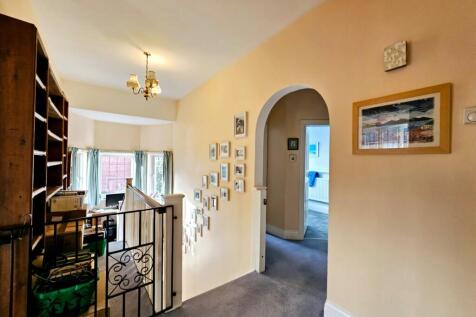 af495705-e531-4ede-8c30-2f1b7c09f9ee