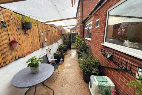 06ccf4b4-0b7e-419f-b307-5fe17bd85207